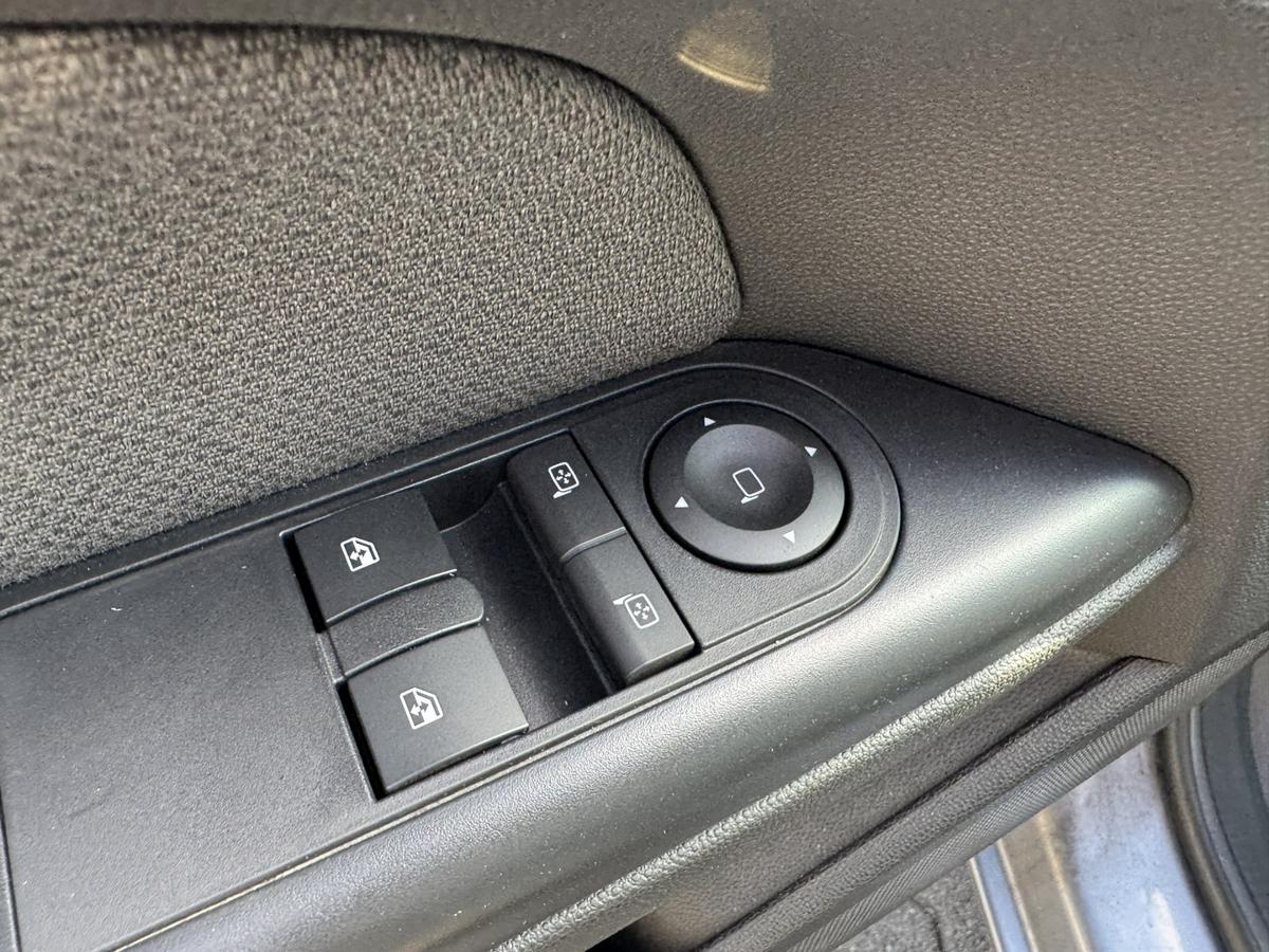 Opel Astra H original Au&szlig;enspiegel rechts Z163 Lichtsilber elektrisch verstellbar Bj.2006